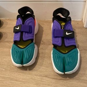 Nike Aqua Rift Indigo Burst